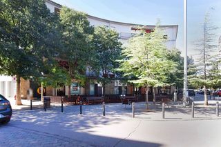 Local Comercial en Plaza de la Sardana