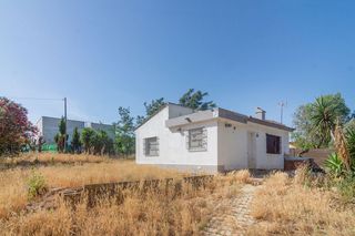 Casa aparellada  C/ del buho. Solvia inmobiliaria  chalet adosado chiclana de la frontera