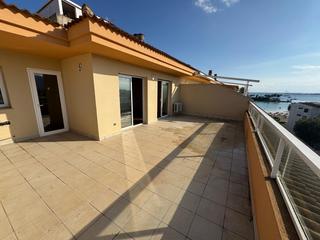 Pis  C/ coral. Solvia inmobiliaria  piso alcúdia