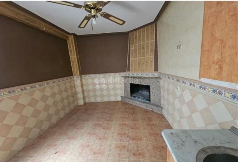 Foto c6730e4a-1e1e-4a84-b0e0-ebd60b4783a6. Chalet dans Jódar