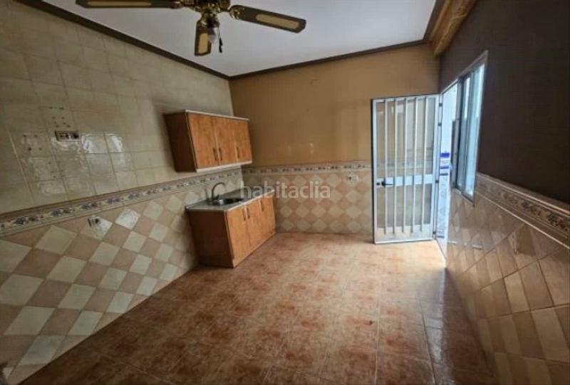 Foto edc2c36c-91c8-40dd-935e-2e6e9a1ceec2. Chalet dans Jódar