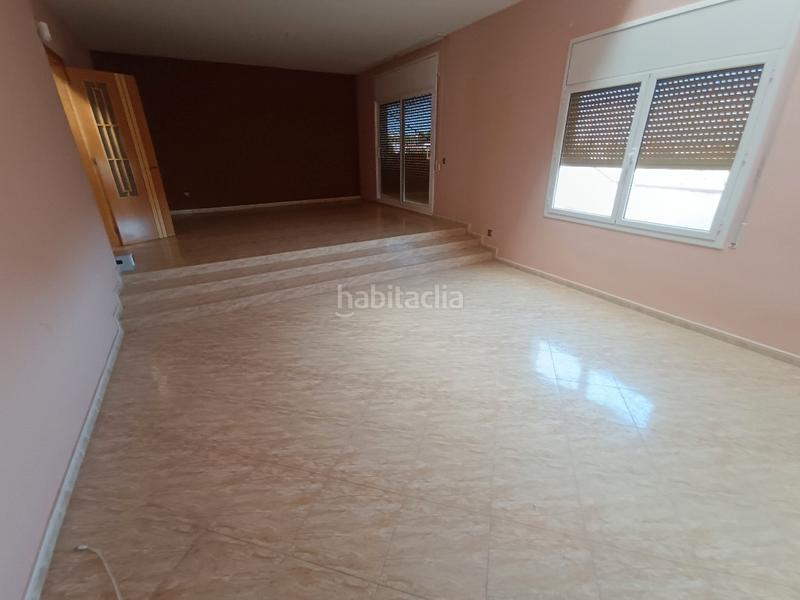 Foto bdd06a09-f991-46ba-b1f9-392c947eeb00. Chalet solvia inmobiliaria chalet independiente en Castellar del Vallès
