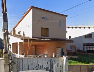 Chalet  C/ puigventos. Solvia inmobiliaria  chalet independiente castellar del vallès