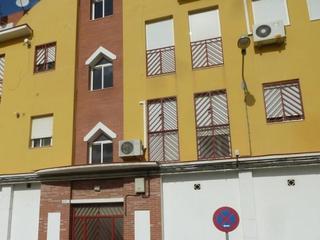 Aparcament cotxe  Joaquin sorolla. Solvia inmobiliaria  garaje sevilla