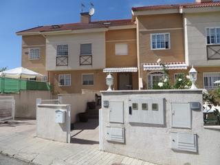 Maison jumelée  Av príncipe felipe. Solvia inmobiliaria  chalet adosado campo real