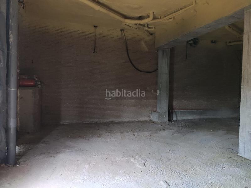 Foto 09ba9798-bbd1-432a-b7f0-4396b27396a2. Location local commercial dans El Bercial Getafe