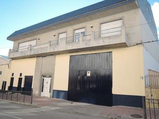 Xalet  Av de españa. Solvia inmobiliaria  casa molar el