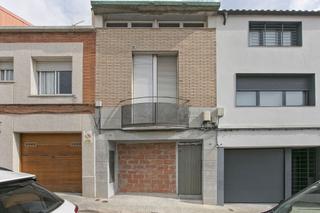 Chalet  C/ doctor marti i julia. Solvia inmobiliaria  casa terrassa