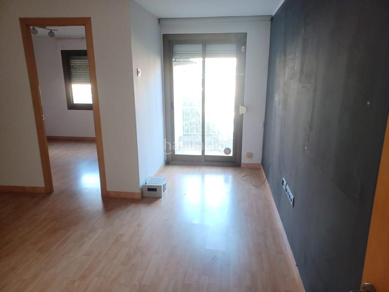 Foto 056be3a2-4e70-471c-98d7-fb0ba728da3d. Appartamento in Centre Santa Coloma de Gramenet