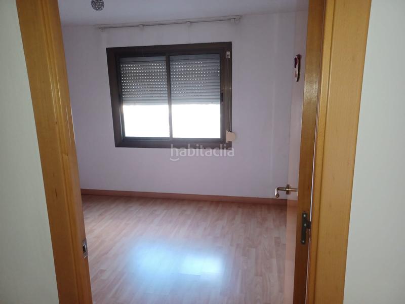 Foto a18d2552-ec2e-42cc-9419-914f170e1d98. Appartamento in Centre Santa Coloma de Gramenet