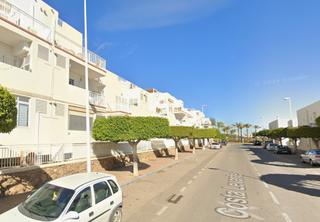 Aparcament cotxe  Av costa levante. Solvia inmobiliaria  garaje mojácar