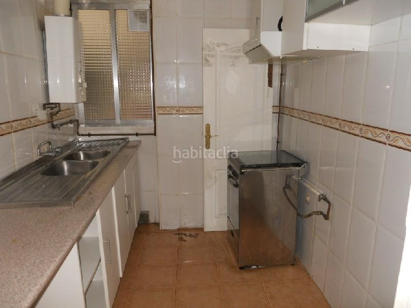 Foto bd0e97cf-6b7f-4b20-a3e1-1bd1145eb4b9. Flat in La Petxina Valencia