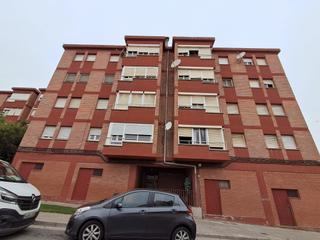 Appartement  C/ casanova isabel. Solvia inmobiliaria  piso bellpuig