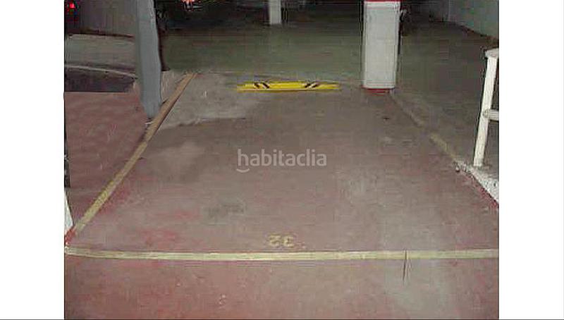 Foto ee2a8c1a-a24b-416a-9c9d-6fbe3ffd1c1a. Posto auto in La Font d´en Fargues Barcelona