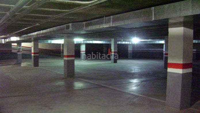 Foto c48d0cba-5cc7-4515-bb32-4e3baf11d05d. Aparcament cotxe a El Quiñón Seseña