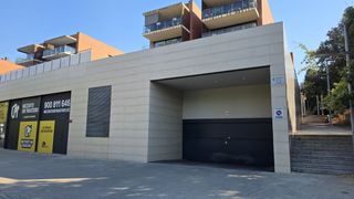 Parking coche  Av de clota. Solvia inmobiliaria  garaje sant cugat del vallès