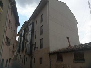 Aparcament cotxe  C/ atalaya. Solvia inmobiliaria  garaje haro