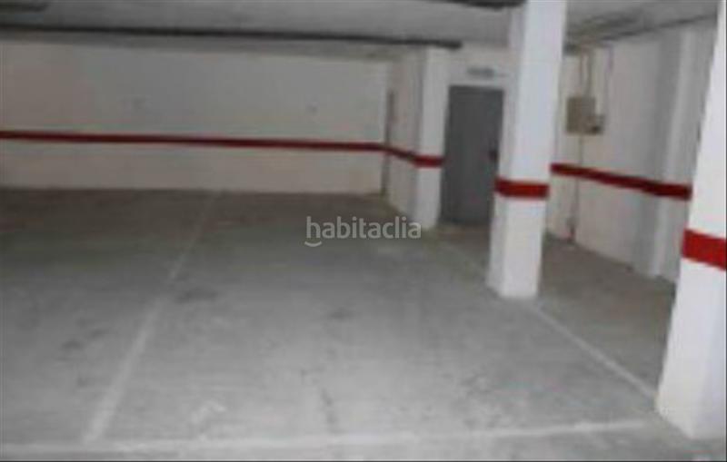 Foto fd1e3f91-b7a5-42d6-bada-de10dd7fdfa3. Aparcament cotxe a Cotobro Almuñécar