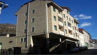 Aparcament cotxe  C/ cuesta del lago. Solvia inmobiliaria  garaje mieres