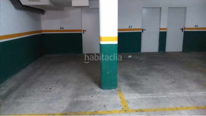 Foto 04587de9-adb8-44b2-81b2-c6ca1d027318. Aparcament cotxe a Olot