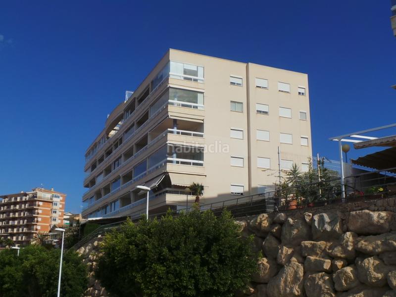 Foto b4eccc2b-95f0-4655-84f6-f1c74323db50. Autoparkplatz in Platja de Vila Joiosa Vila Joiosa (la)