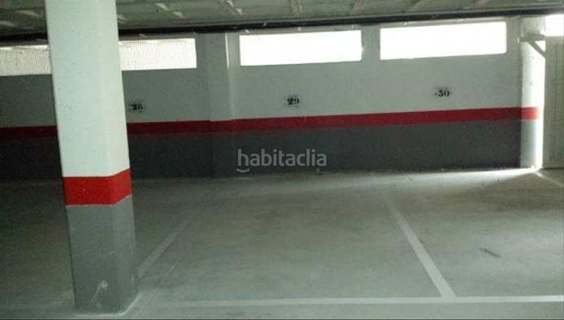 Foto e9a267ce-5eb9-4b4d-ac4f-fc91edfbd328. Autoparkplatz in Platja de Vila Joiosa Vila Joiosa (la)