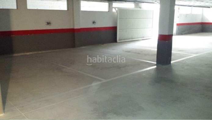 Foto 1b2806c8-7b29-47e0-8cc6-8f8800d035d7. Aparcament cotxe a Platja de Vila Joiosa Vila Joiosa (la)
