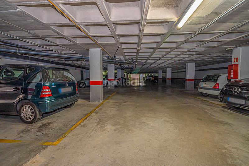 Foto a15aa84b-79e2-4c17-ac02-4b0be649a00b. Autoparkplatz in Platja de Vila Joiosa Vila Joiosa (la)