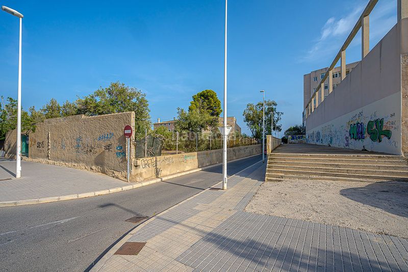 Foto 7475405a-968e-46d5-8e18-c8a3d8eb95b7. Aparcament cotxe a Platja de Vila Joiosa Vila Joiosa (la)