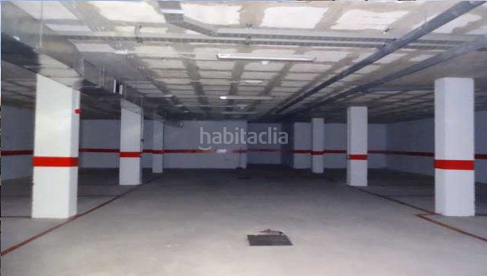Foto bbf443a7-273f-44bc-85ea-12f7253bce1d. Aparcament cotxe a Centro - Doña Mercedes Dos Hermanas