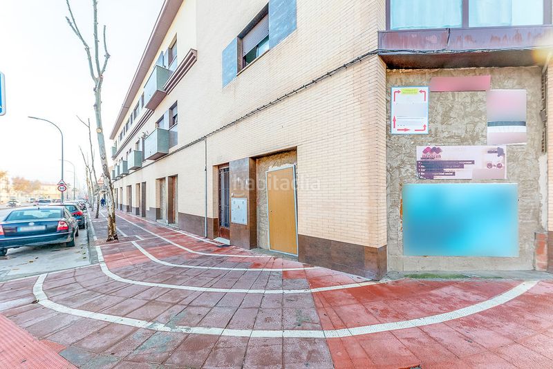 Foto eb7ae499-eb59-42fd-8960-2d97cd7be005. Aparcament cotxe a Centro - Doña Mercedes Dos Hermanas