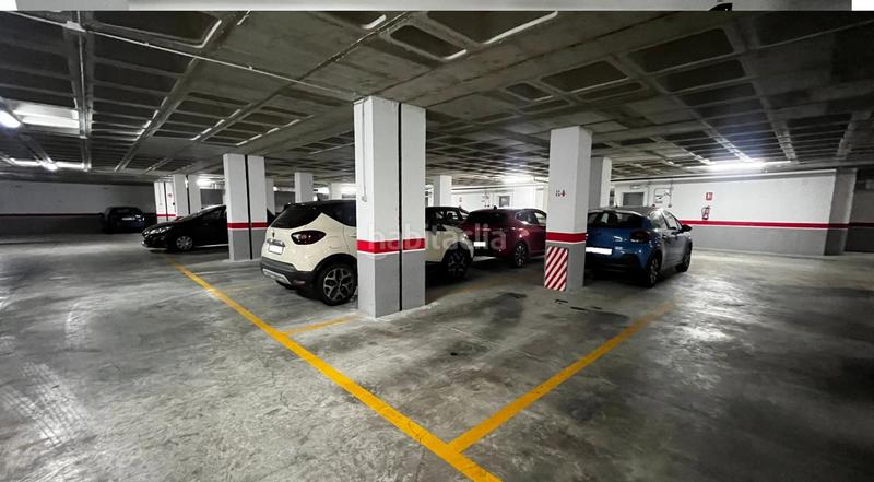 Foto 7ea039f3-dd55-49e6-b12c-63cdb1a6c3f6. Parking voiture dans El Palmar Murcia