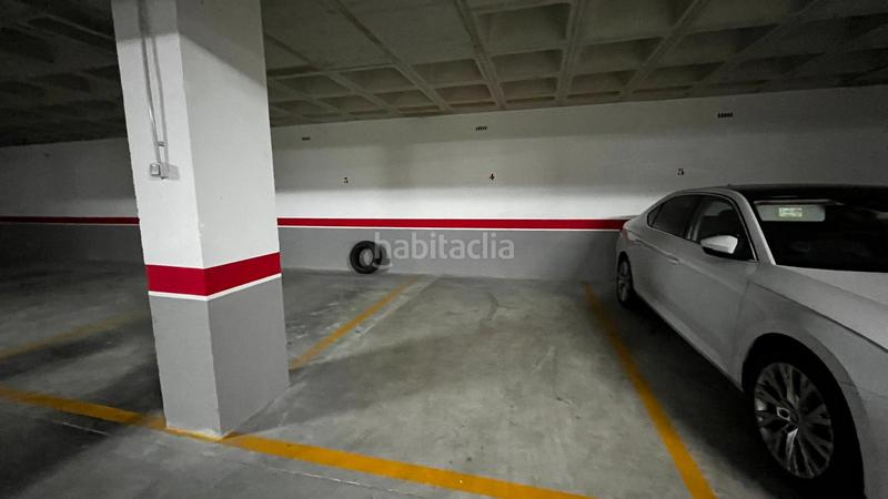 Foto a5f33e43-b29e-4e06-bc54-4e14df4458e1. Parking voiture dans El Palmar Murcia