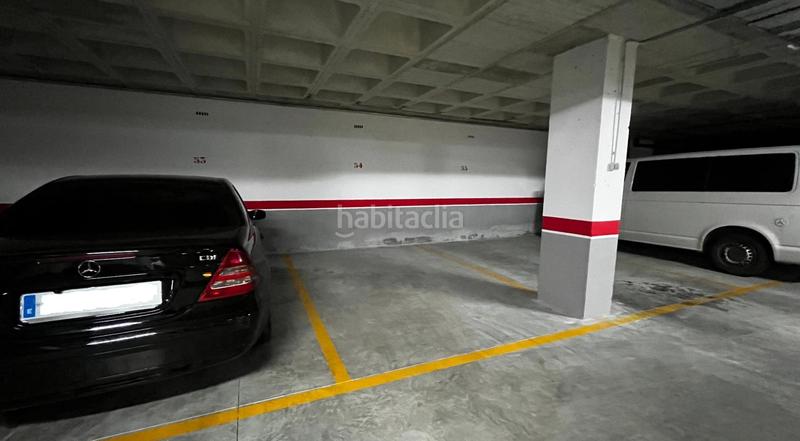 Foto dec3ba6c-0b83-4884-8beb-12d92436e237. Parking voiture dans El Palmar Murcia