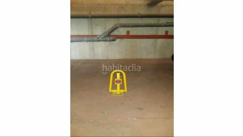 Foto 22a56fbf-6d1e-44b5-8cf1-ee7fd5e24ab7. Parking coche solvia inmobiliaria garaje en Montblanc