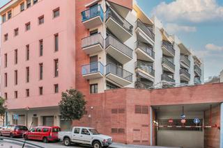 Parking coche  C/ foix  y av baix camp        -  las torres de cambrils  -. Solvia inmobiliaria  garaje moto cambrils
