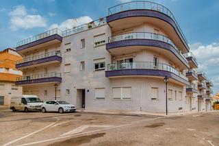 Parking coche  C/ sagrado corazón de jesús. Solvia inmobiliaria  garaje náquera