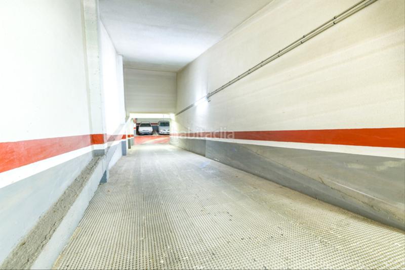 Foto dee7dd7d-92fc-4658-bf09-b0ff49ccf096. Parking coche solvia inmobiliaria garaje castelló de la plana en Castellón de la Plana