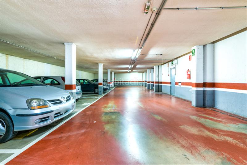 Foto f0966dc6-b19d-4106-8333-6b2d8d8fc287. Parking coche solvia inmobiliaria garaje castelló de la plana en Castellón de la Plana