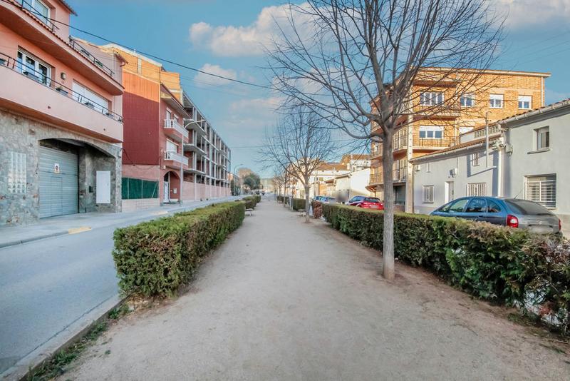 Foto 9ceb8308-4b31-4eb4-9f7a-d620801d408c. Parking coche solvia inmobiliaria garaje en Balsareny