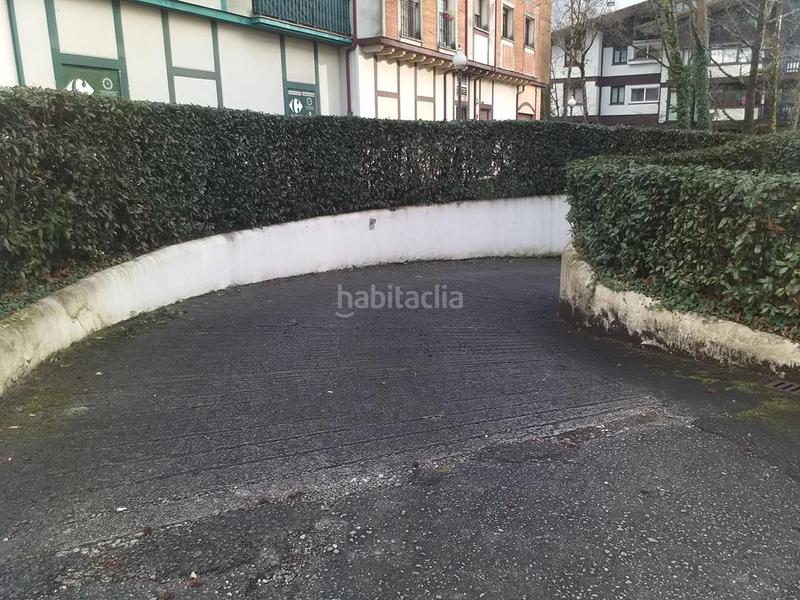 Foto 4795548e-c5f8-4991-8482-5f432dbd3e32. Parking voiture dans Jaizubia - Urdanibia - Puiana Irun