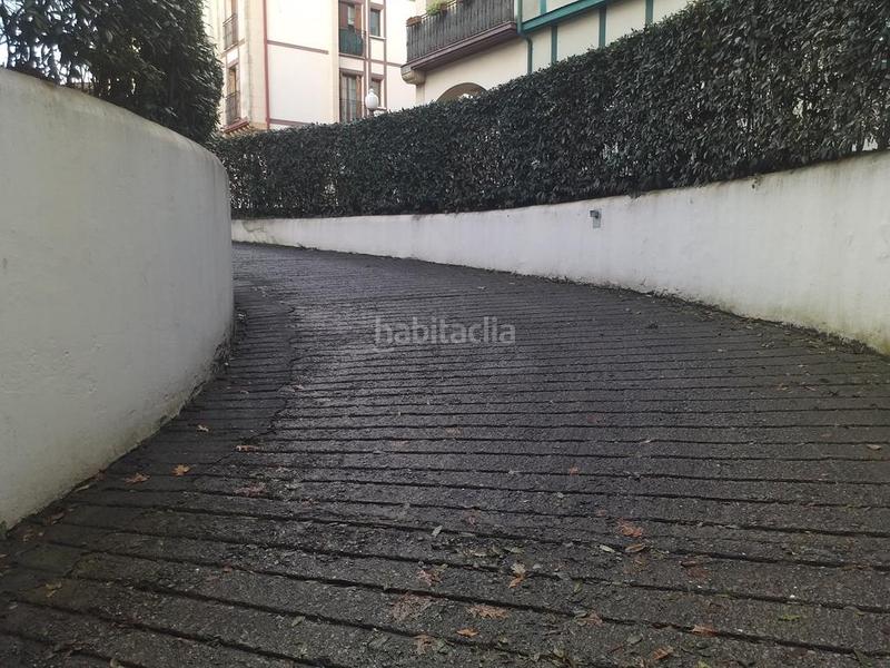 Foto bfb9f6b7-8fd2-495f-a02d-87c07d6b4274. Autoparkplatz in Jaizubia - Urdanibia - Puiana Irun