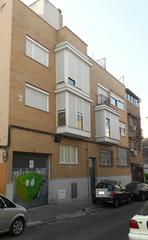 Aparcament cotxe  C/ peña de la atalaya. Solvia inmobiliaria  garaje madrid