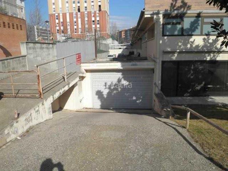 Foto e290797b-01e2-4168-b789-f69a4b4cc650. Parking voiture dans El Sucre-El Nadal Vic