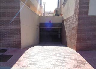 Aparcament cotxe  C/ primavera. Solvia inmobiliaria  garaje san isidro