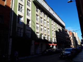 Posto auto  C/ cabrales. Solvia inmobiliaria  garaje gijón