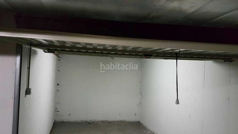 Foto 31ba0346-b3a1-4c7c-a4d5-d8a479c18ea7. Posto auto in Aller