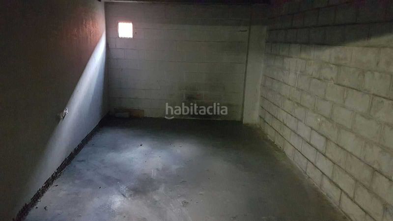 Foto 3bb4078e-a2fd-4923-bec8-f7889b0bed27. Aparcament cotxe a Aller