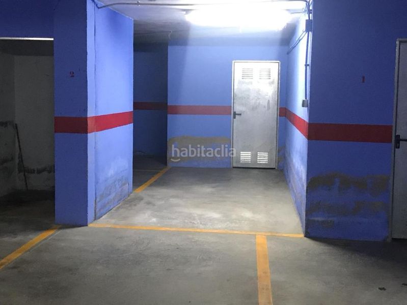 Foto 4e0f3249-fb96-4c5c-8816-9169e8991acc. Aparcament cotxe a Ceutí