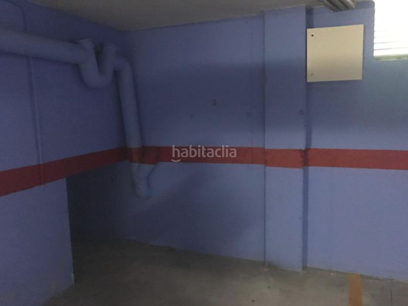 Foto 574005f5-e1c7-4927-b0d2-395bae0efe42. Aparcament cotxe a Ceutí